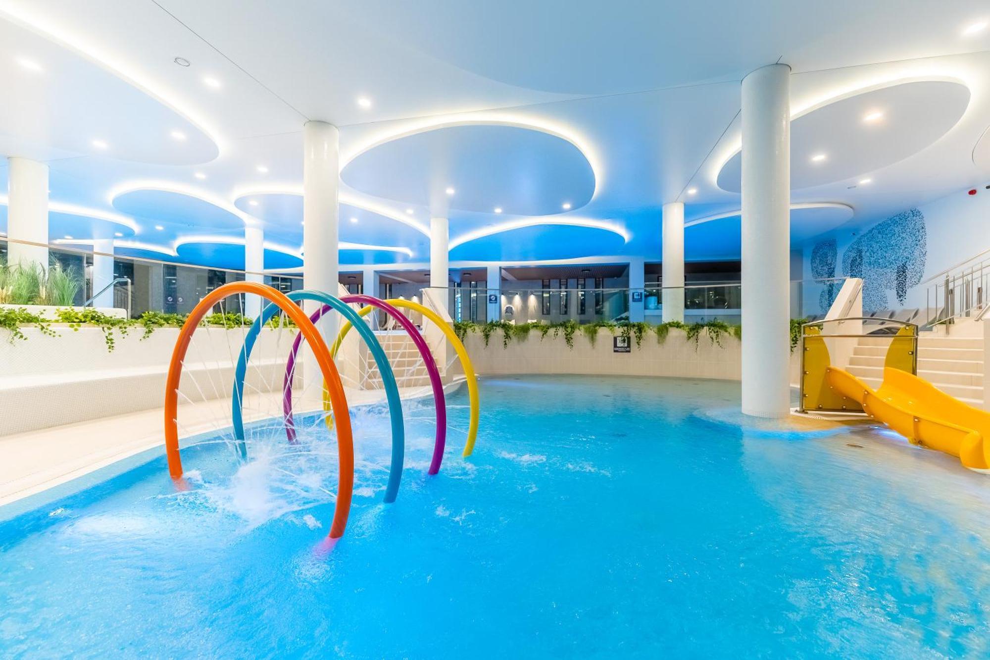 Apartament Z Basenem Polanki Aqua D306 코워브제크 외부 사진